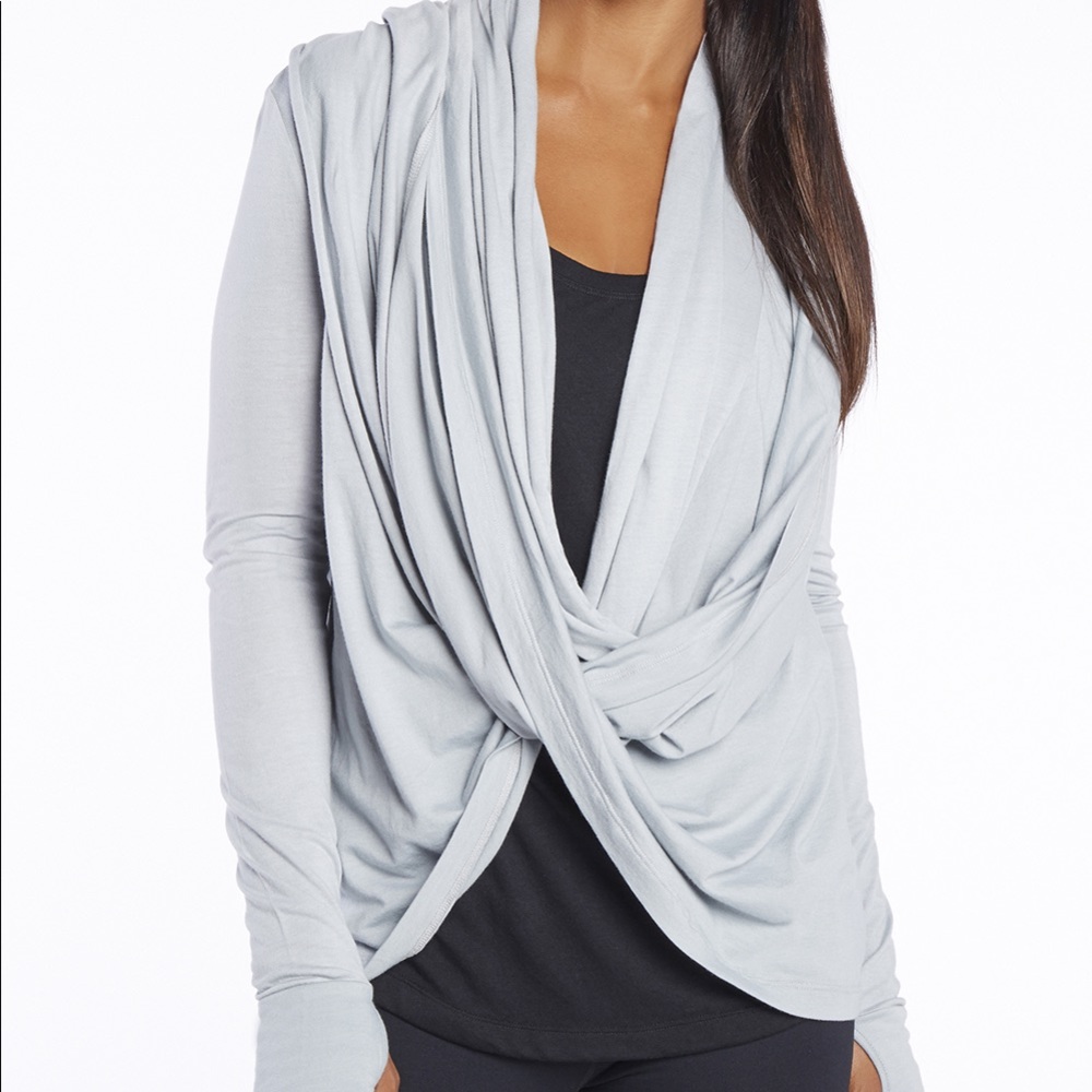 Fabletics Austin Wrap Gray Cardigan Size Medium